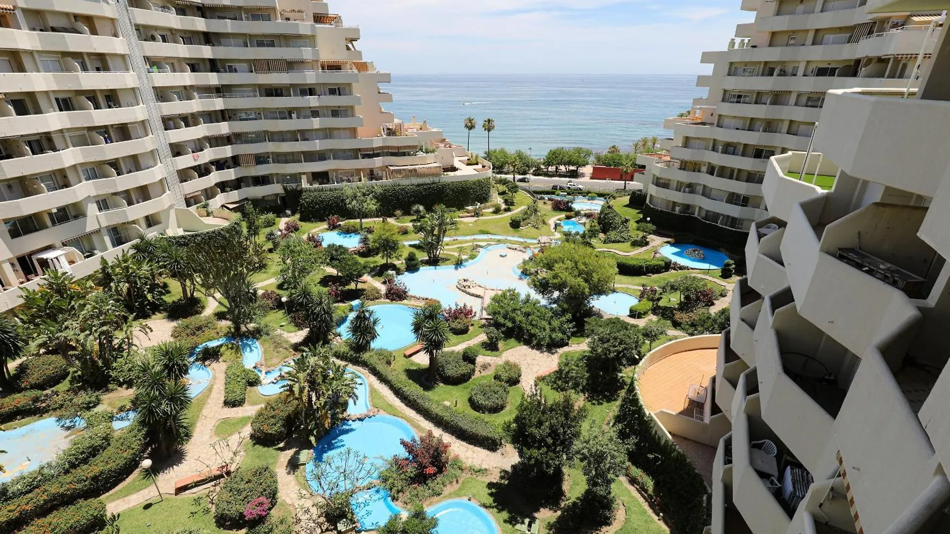 Wonderful New 1 Apartment In Benalbeach Benalmadena
