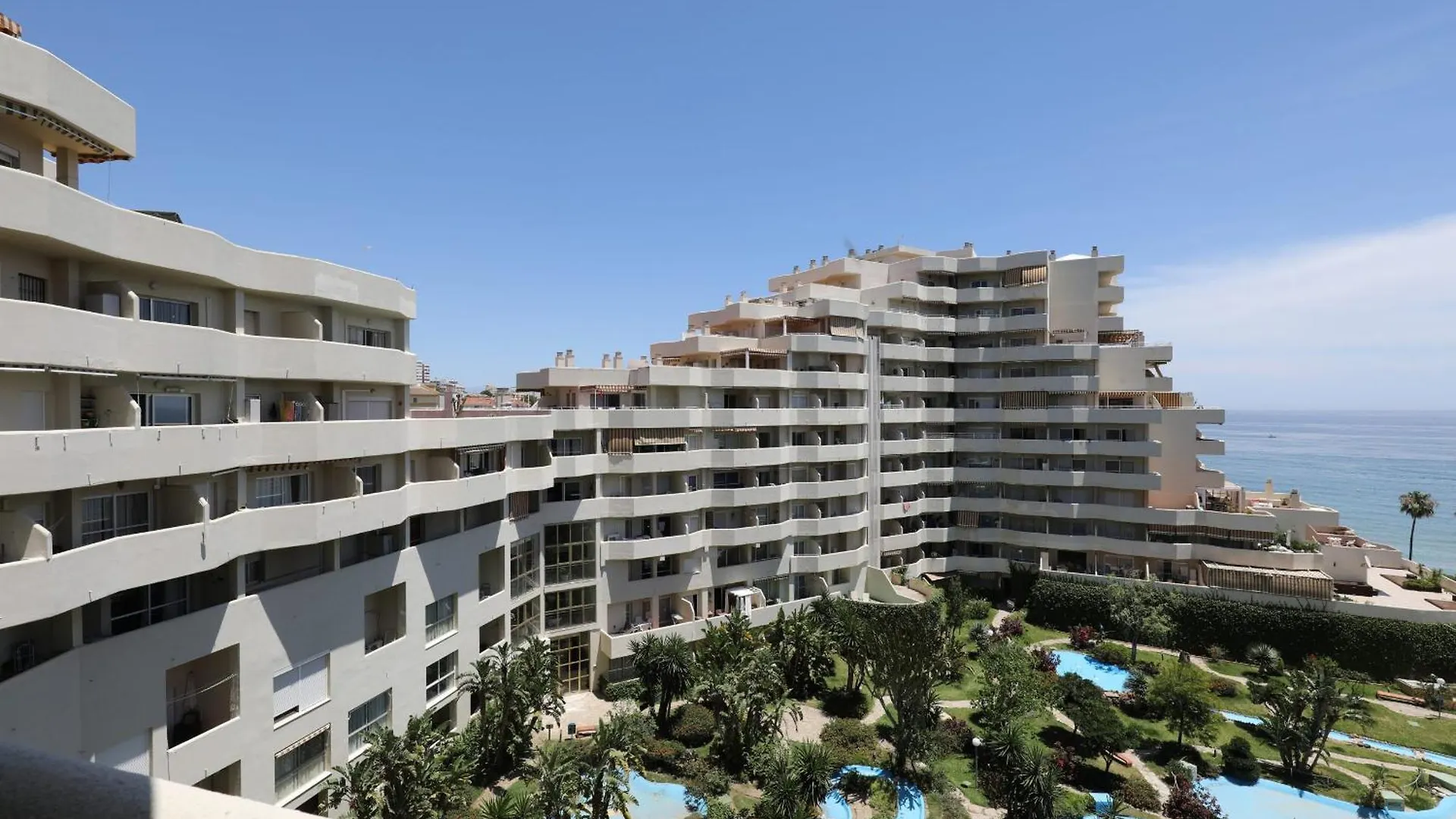 Wonderful New 1 Apartment In Benalbeach Benalmadena