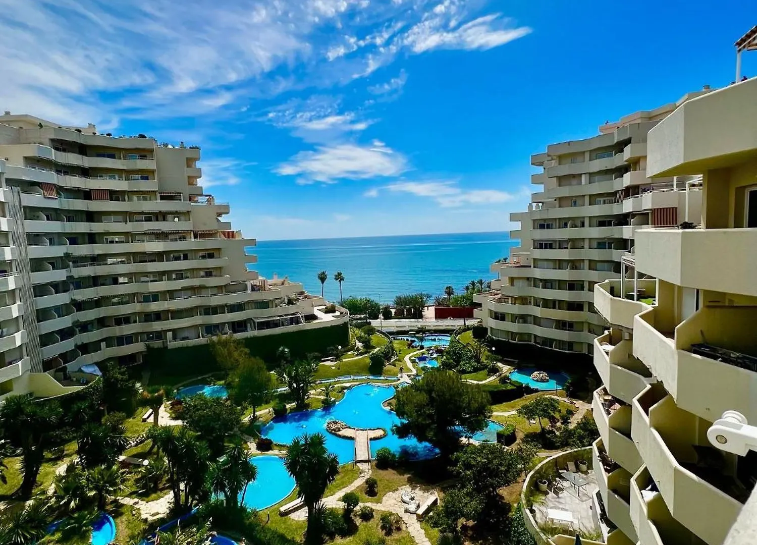 Wonderful New 1 Apartment In Benalbeach Benalmadena